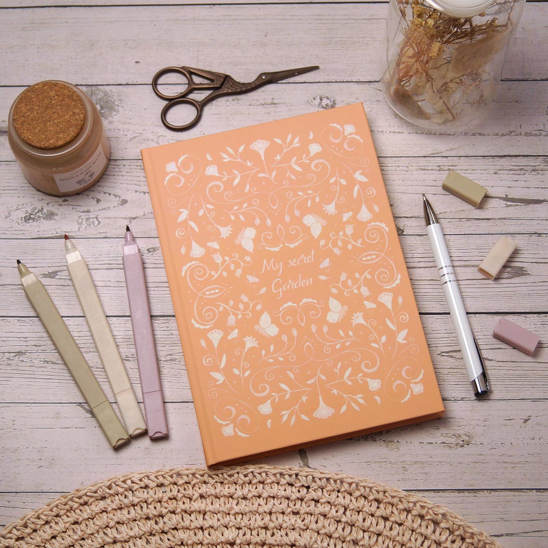 Notizbuch A5 liniert oder gepunktet | Peach Fuzz | Tagebuch Journal Boho Style