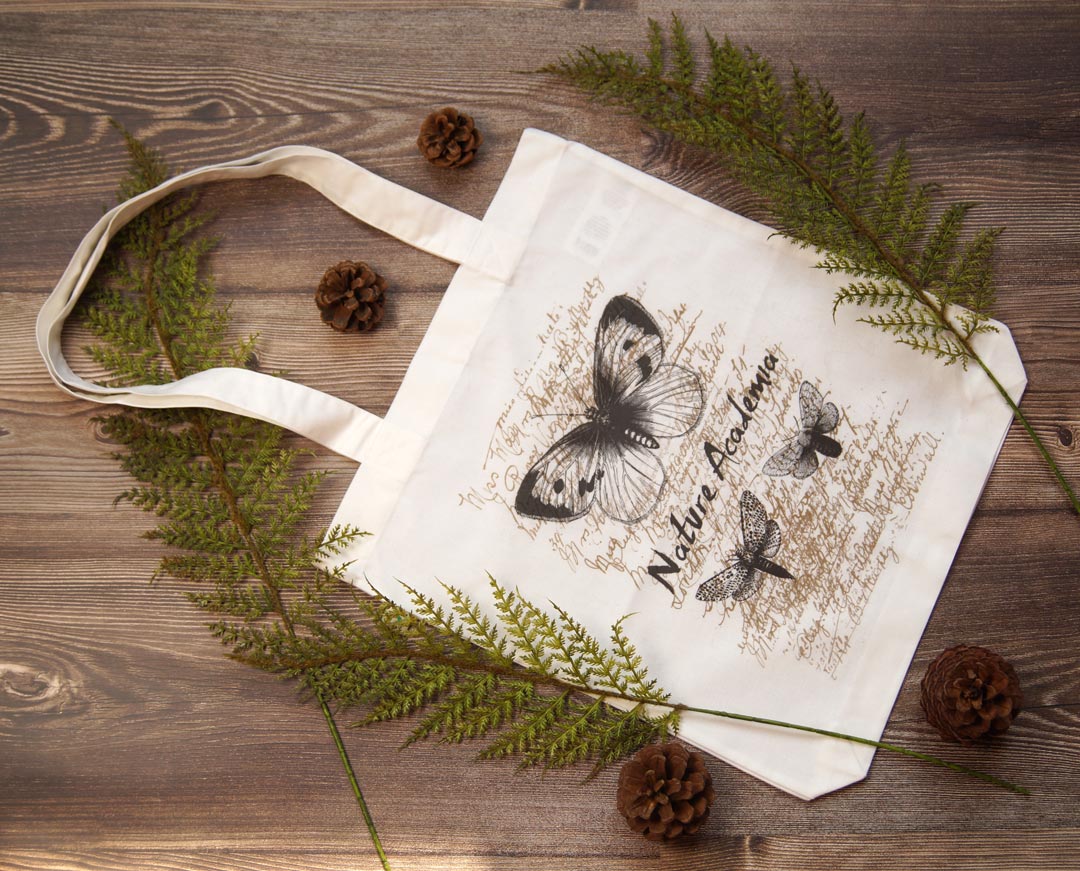 Tote Bag - Jutebeutel - Dark Academia - Schmetterling Print - nachhaltige Tasche aus Bio-Baumwolle - 33x42 cm