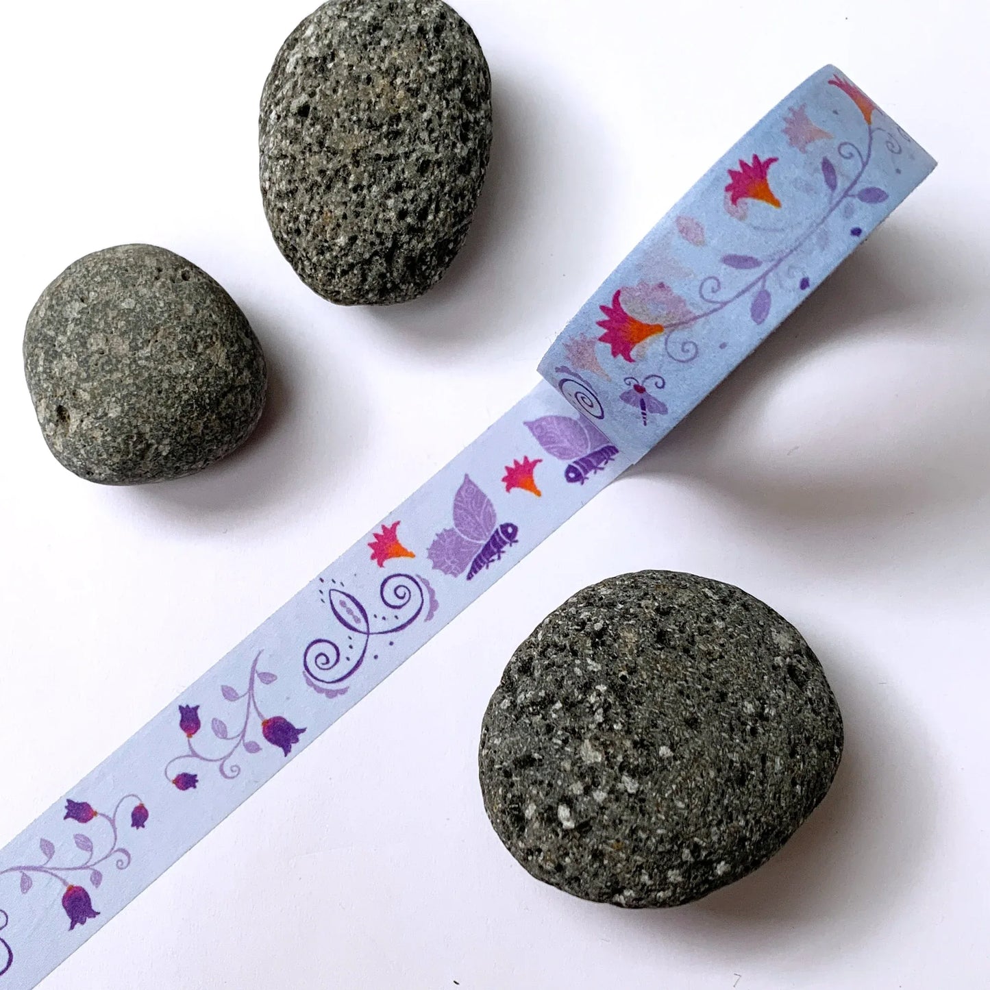 Washi-Tape mit Blumenmuster - Folklore hellblau - 10mx15mm - Carasusan