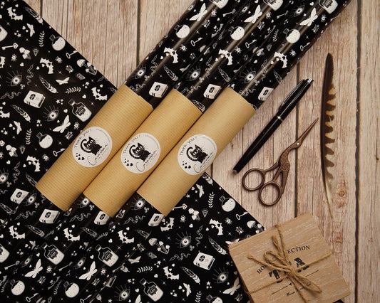Witchy Geschenkpapier schwarz - Halloween - Witchy Wrapping paper black - magische Symbole - magic Symbols - Geschenkdeko
