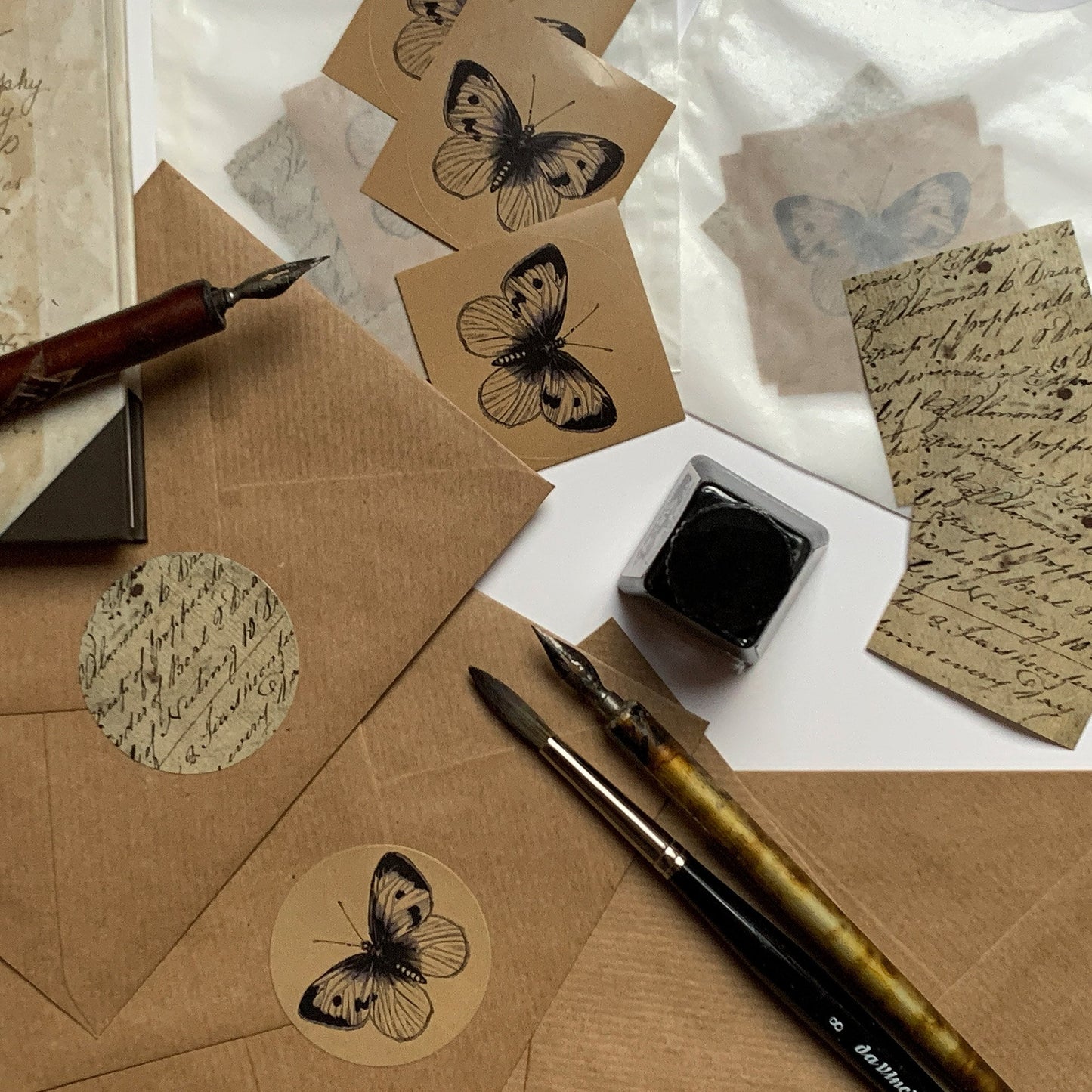 Briefsiegel 3x Schmetterling + 3x Vintage Handwriting | Dark Academia Sticker | 50mm rund