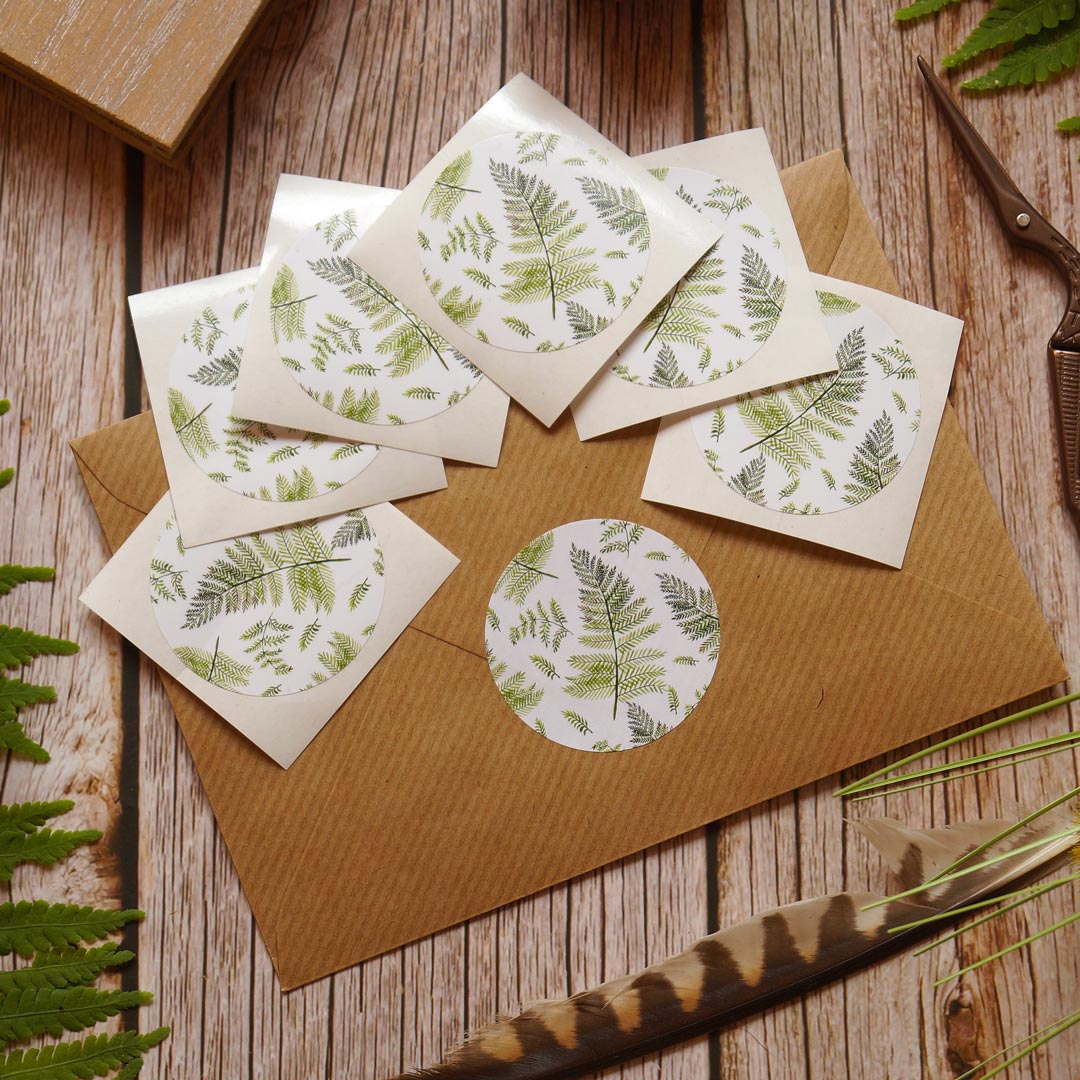 Sticker "Farne" | grün-weiß | 6 Briefsiegel | rund 45mm | umweltfreundlich aus Papier