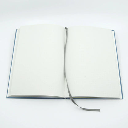 Winterliches Bullet Pattern Journal 'Fairy Core' hellblau | DinA5 - Carasusan