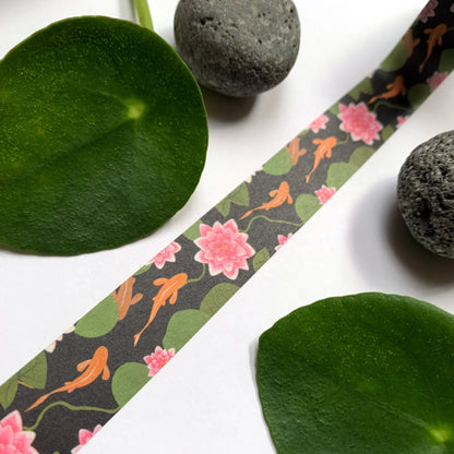 Washi-Tape mit Seerosen und Koi - 10mx15mm - Carasusan