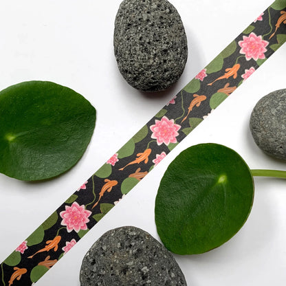 Washi-Tape mit Seerosen und Koi - 10mx15mm - Carasusan