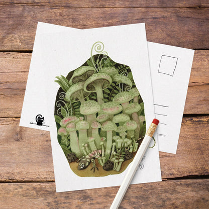 Postkarte 'Pilze und Salamander' Aquarell DinA6 | Waldpilze | Naturillustration | Geschenk Naturliebhaber | Mushroom core - Carasusan