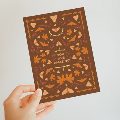 Herbstliche Postkarte mit Nachtfaltern und Herbstlaub 'You are amazing!' - Carasusan